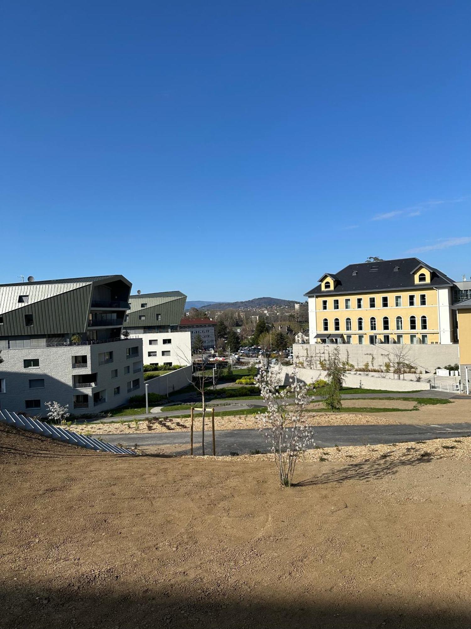 A La Belle Quatrieme Etoile Lejlighed Annecy Eksteriør billede