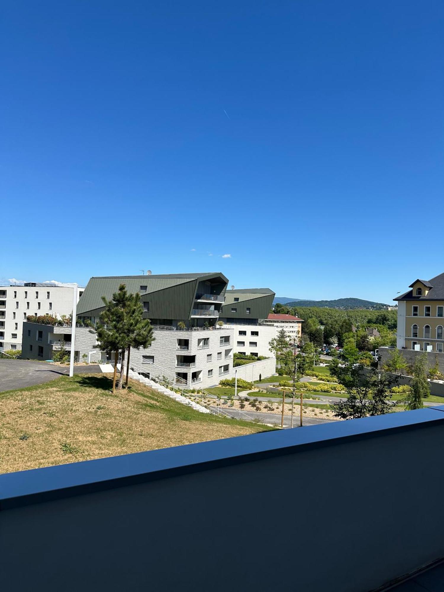 A La Belle Quatrieme Etoile Lejlighed Annecy Eksteriør billede